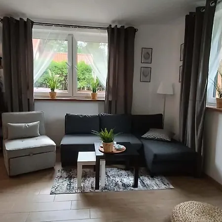 Apartment La *